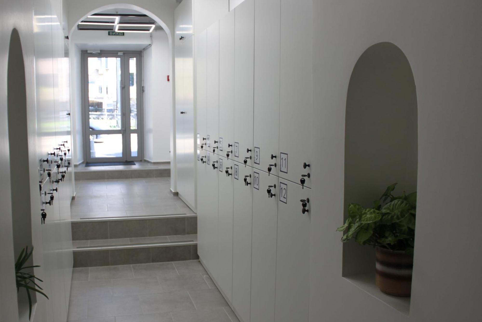 Av-3 Capsule Hotel Kiev Dış mekan fotoğraf
